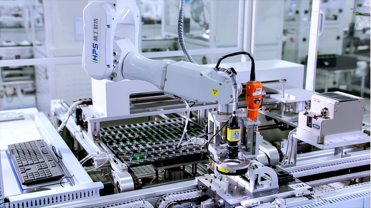 美专家：中国不可怕，可怕的是从中国制造到中国智造只花了十年