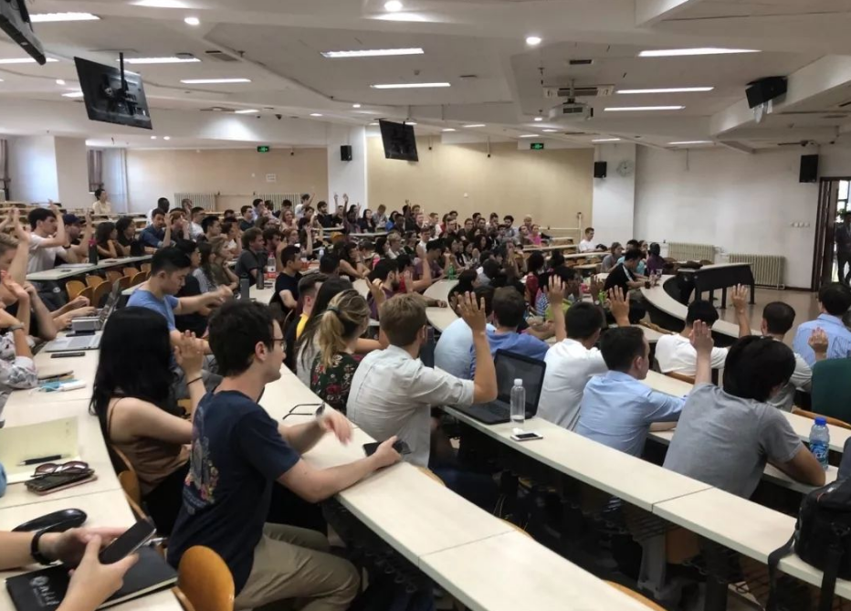 研究生学历不如本科？北大研究生面试被拒，面试官说出原因