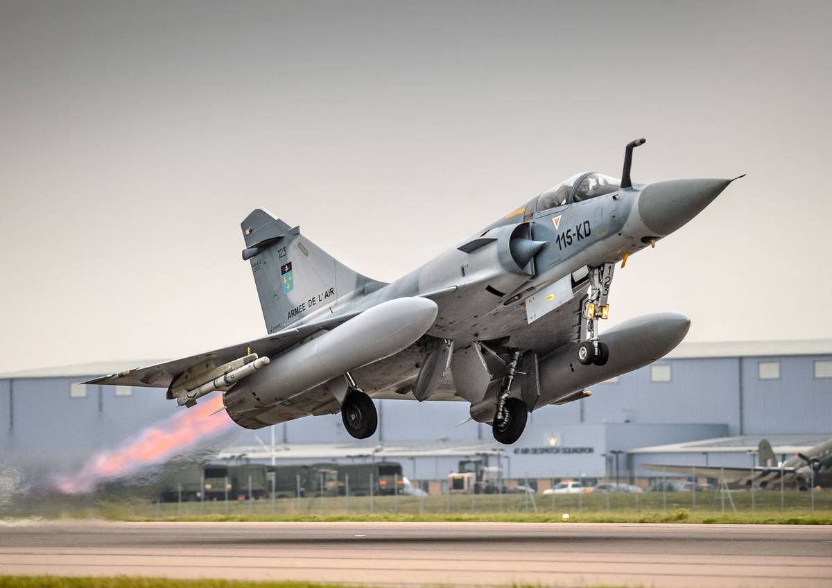 法军幻影2000c全部退役台岛同型机还在每日升空今年已有失事