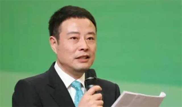 宋英杰：主持央视天气预报近30年，却是个兼职的“临时工”