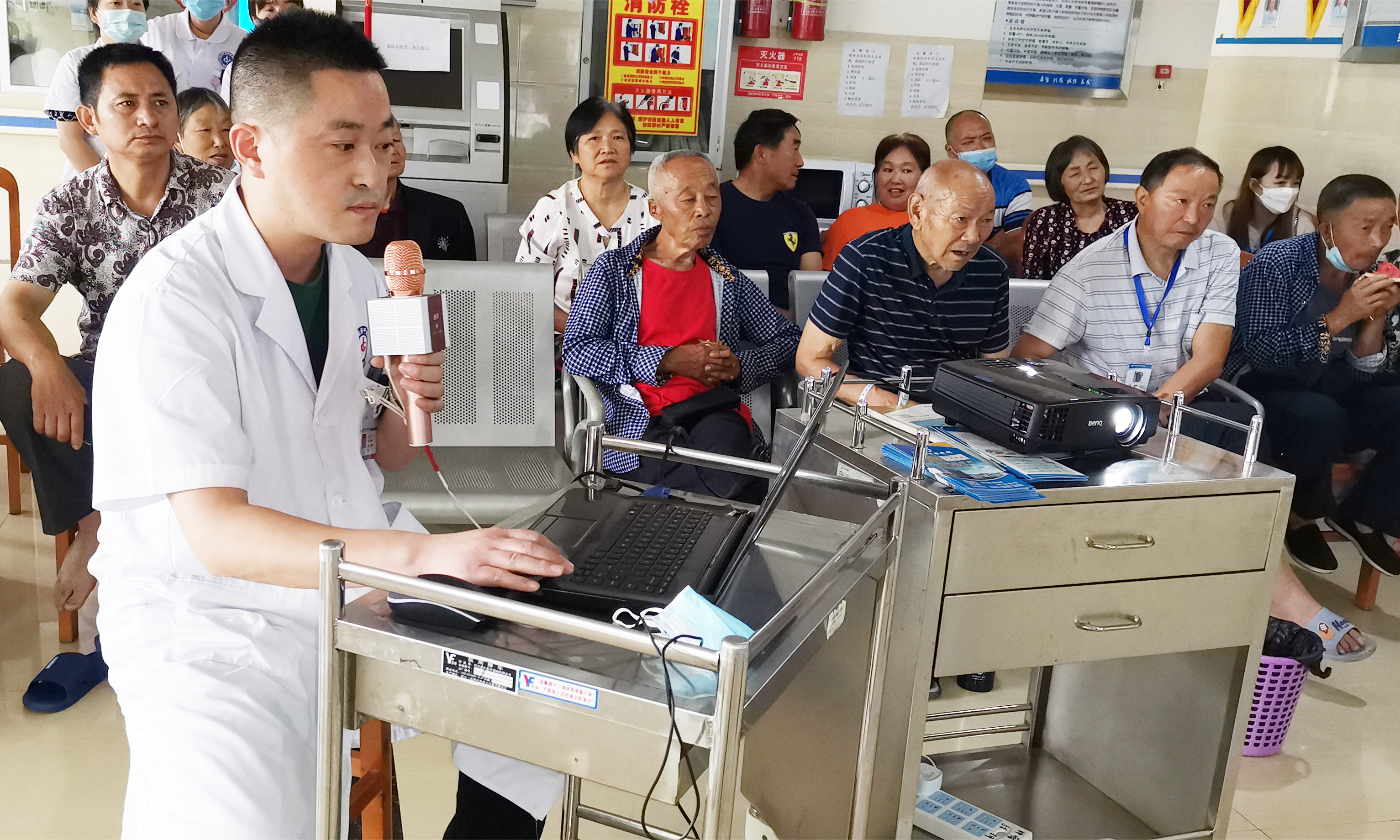 剑阁县中医医院肿瘤科开展健康讲座活动