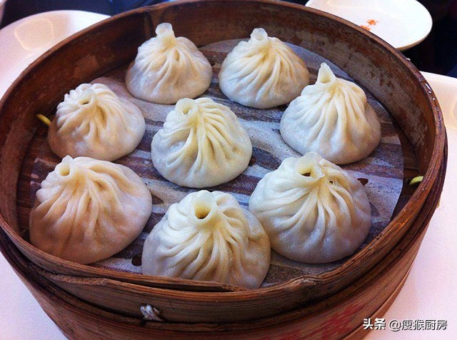 打卡杭州，著名美食街“河坊街”，这8大特色美食让我垂涎三尺