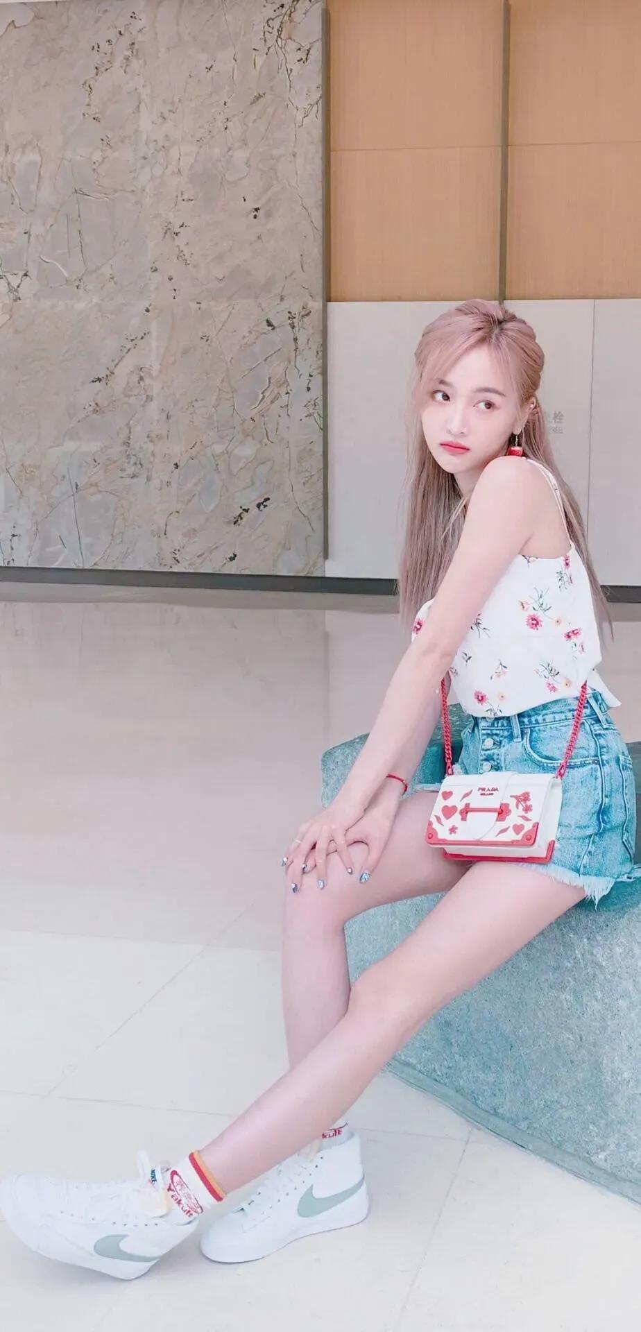 吴宣仪高清壁纸