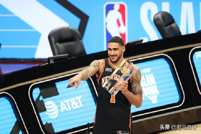 为什么nba扣篮那么好看(NBA两大奇观：中锋比后卫活好 扣篮王不如张镇麟，球迷喊话孙铭徽)