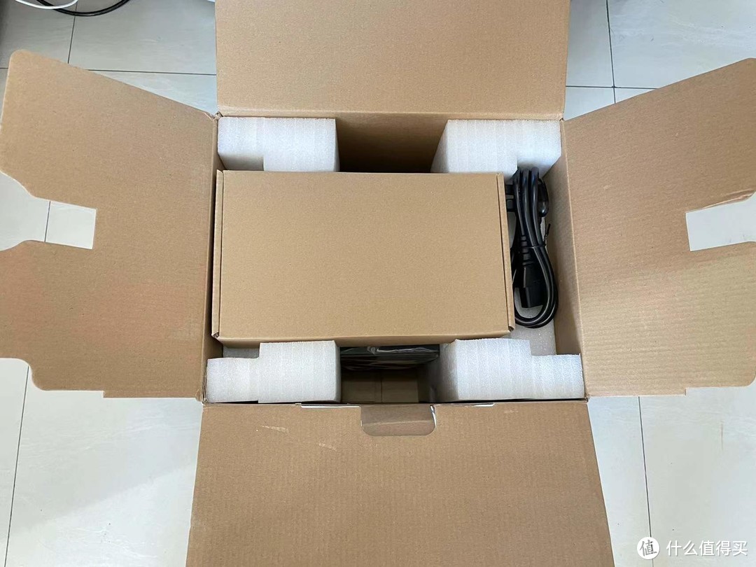 次时代NAS！威联通TS-464C分享：各方面还算满意，但价格真的值吗