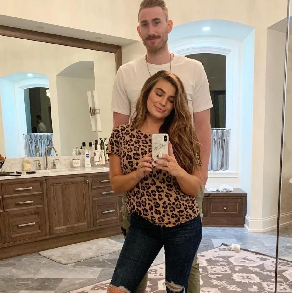 NBA球星的老婆(NBA球星和他们的漂亮老婆)