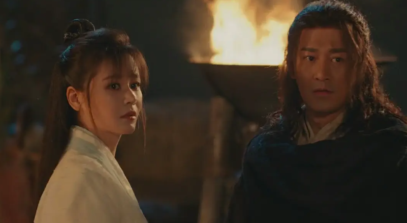 都演“周芷若”，把周海媚，高圆圆和佘诗曼放一起看，差别出来了