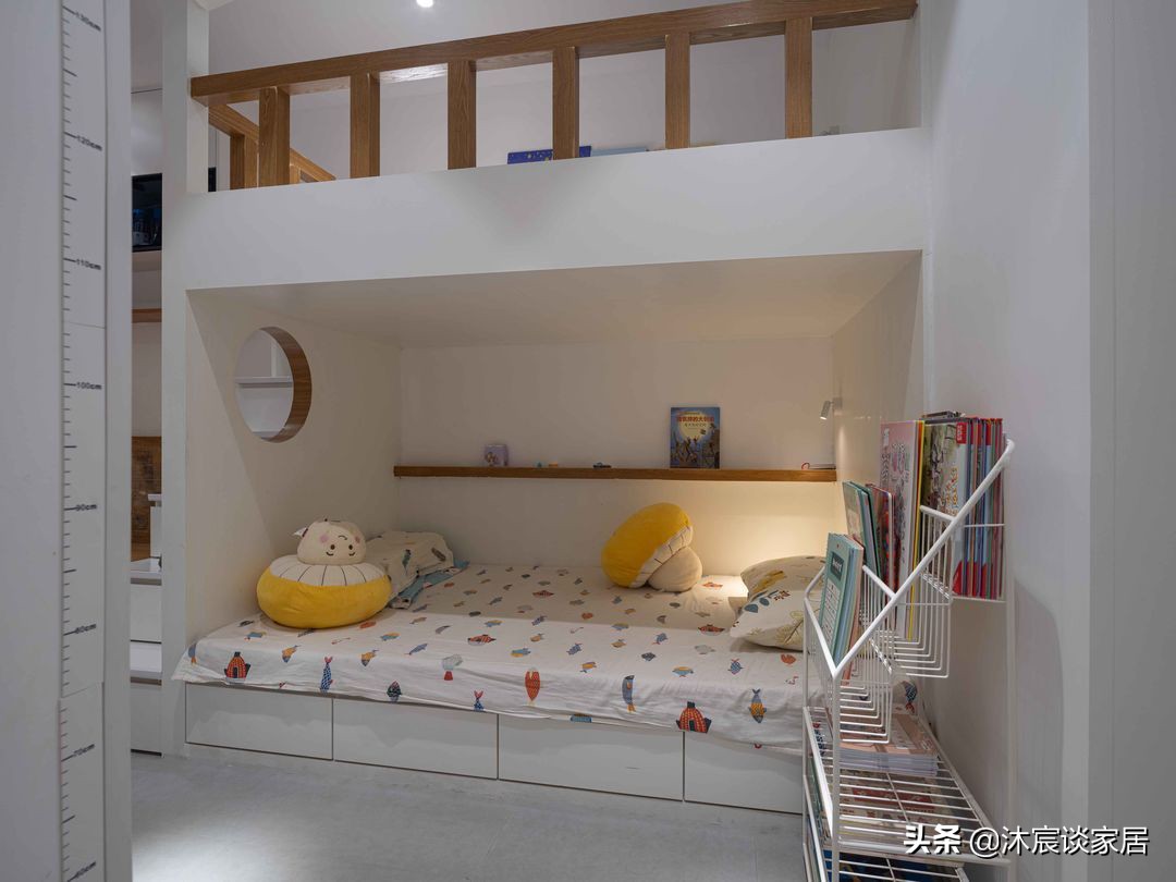 武汉蜗居：40m²挤进一家4口，把客厅去掉室内多间房，温馨又幸福