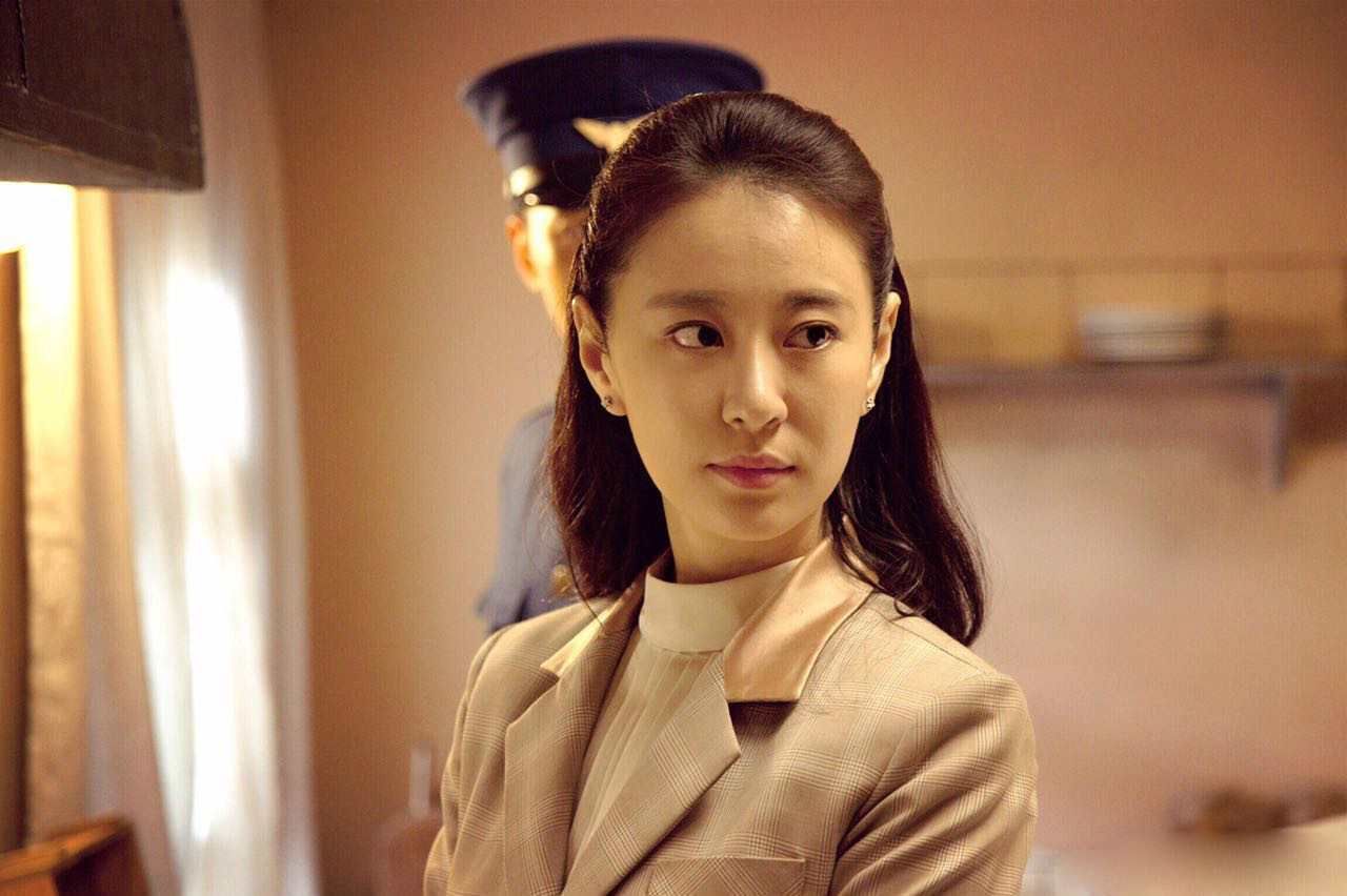 谍战小公主王乐君出道17年不拍古装剧演伪装者还被骂