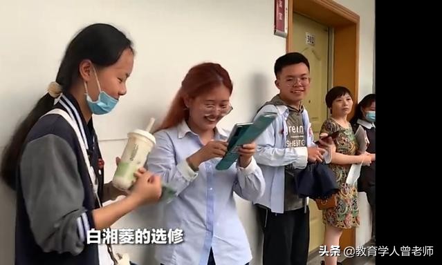 江苏文科状元白湘菱，现已是港大优秀学生，未来打算去美国深造