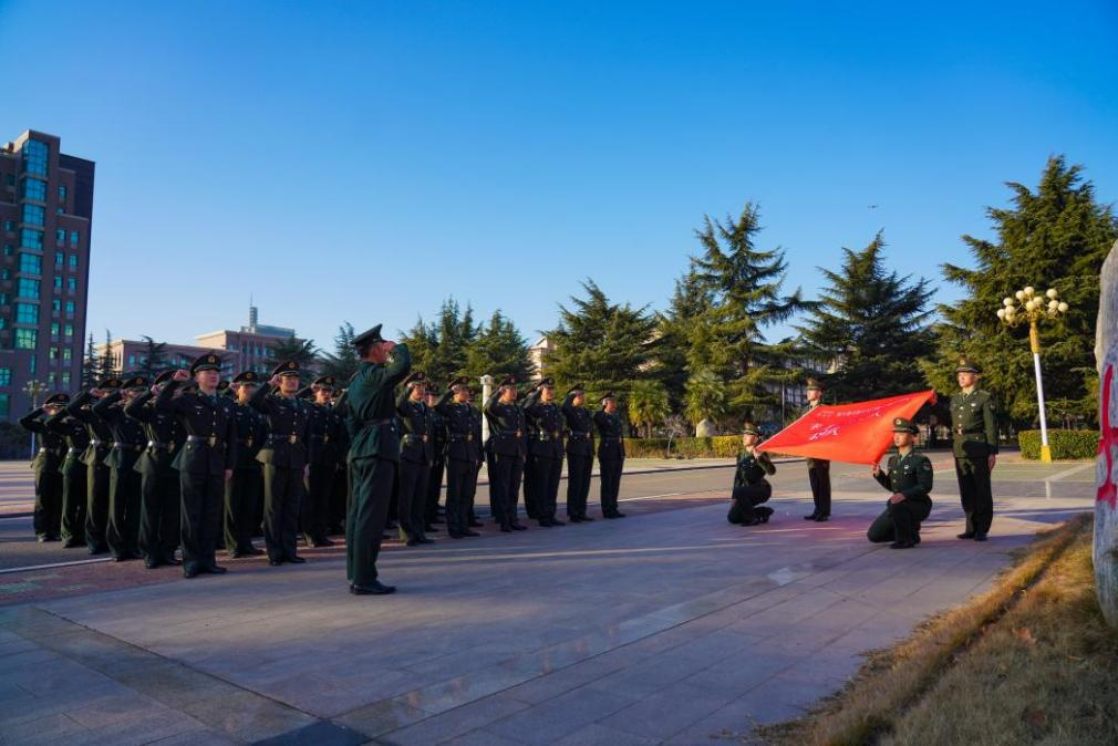 当即将毕业的学员们，听到来自远山呼唤……