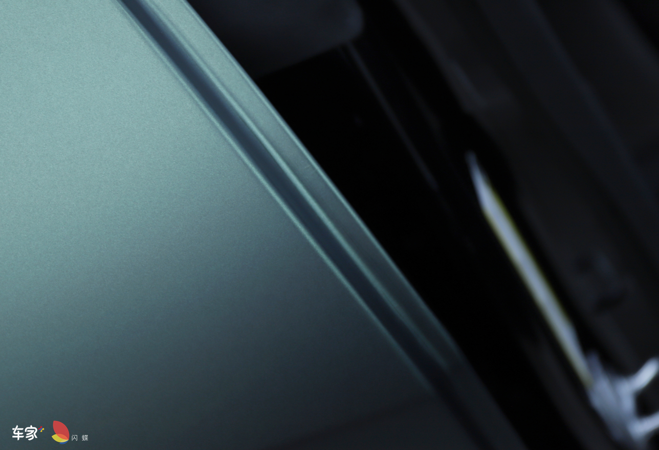 太喜欢这个颜色了，一张都没删，特斯拉ModelY 幽灵金属墨绿