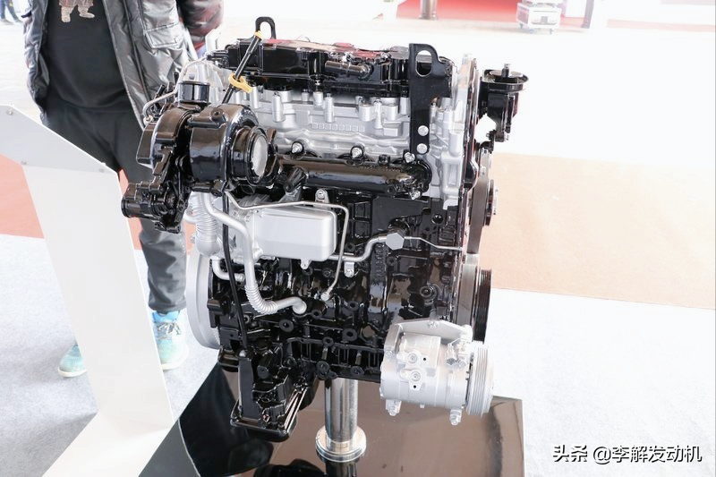 李解柴油机：车用2.3L发动机M9T，配套日产锐骐6东风凯普特