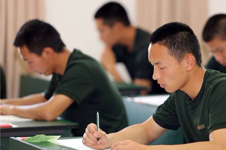 大学生士兵提干有多难？这份备考攻略一定要收下