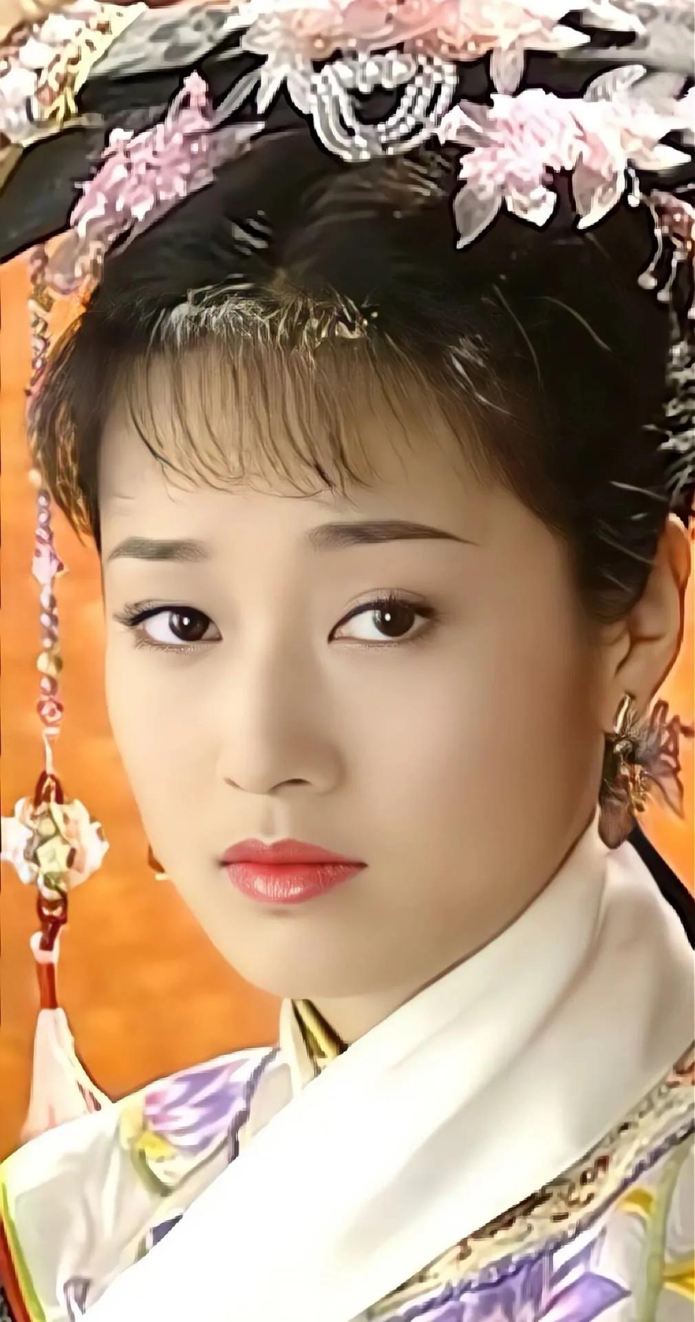 马伊琍版的紫薇也很漂亮，就是为什么最后和知画成为了闺蜜？