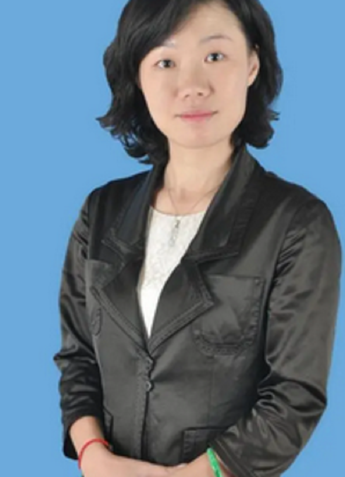 朱旭：2016年进万科，年薪849万，年终奖1000万，如今已成副总裁