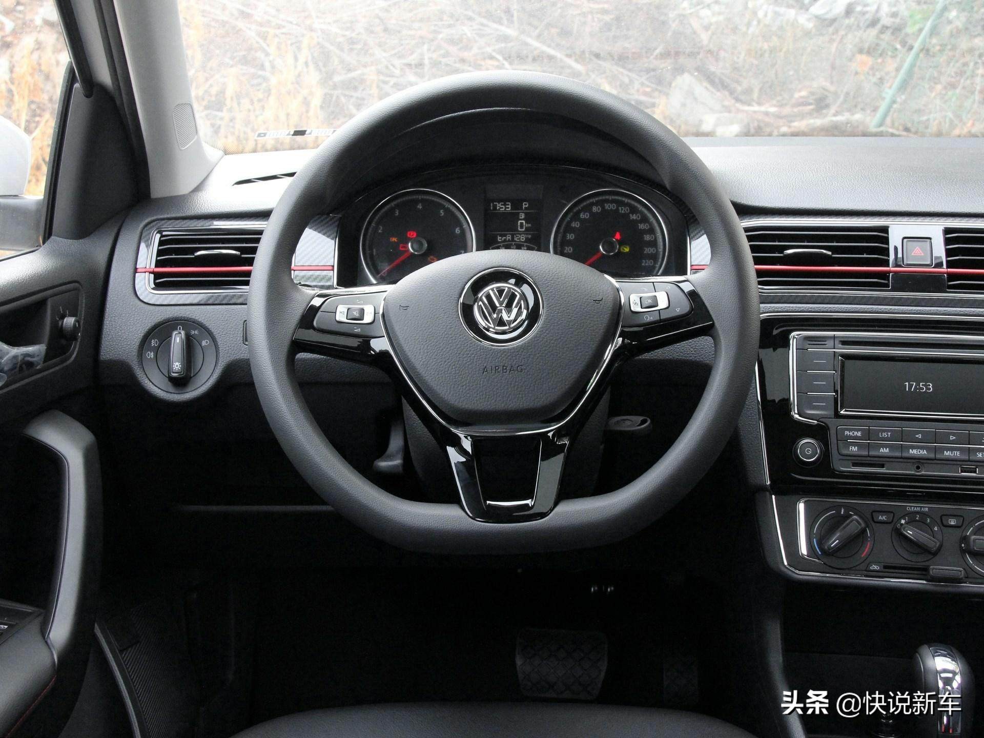实用好车，价格便宜，买菜好车，德味十足，实拍桑塔纳