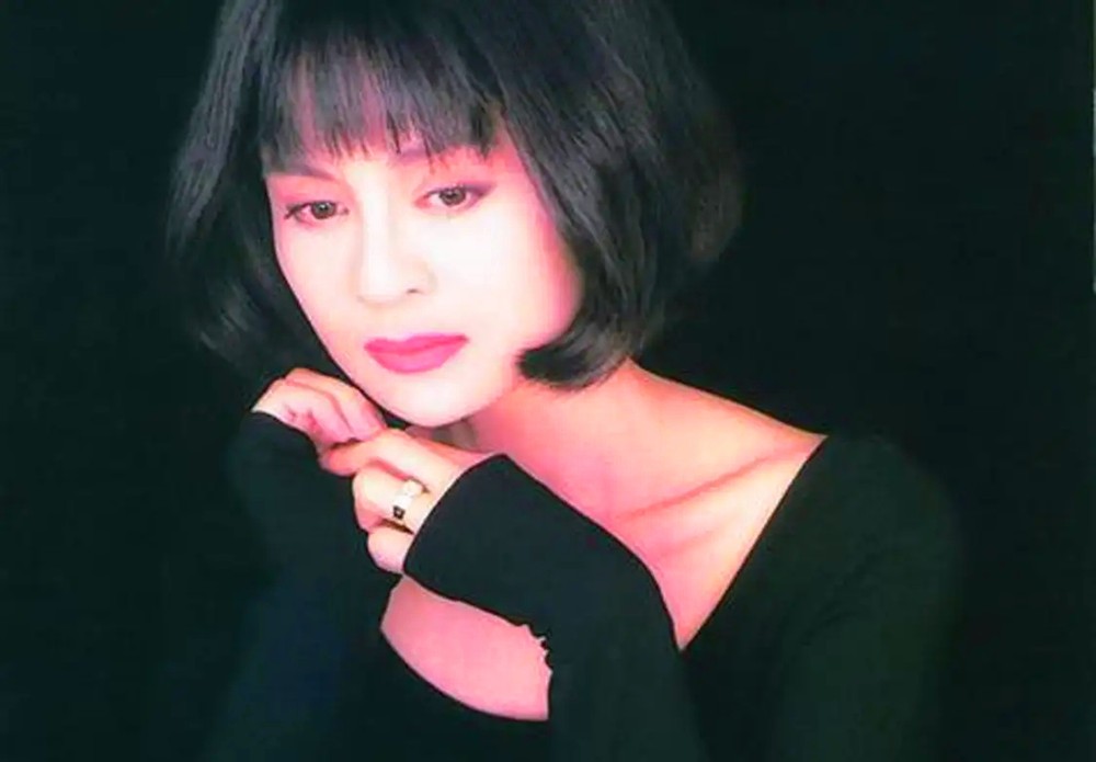 90年代红得快，沉得也快的明星，县城跑商演、被时代抛弃，可惜吗