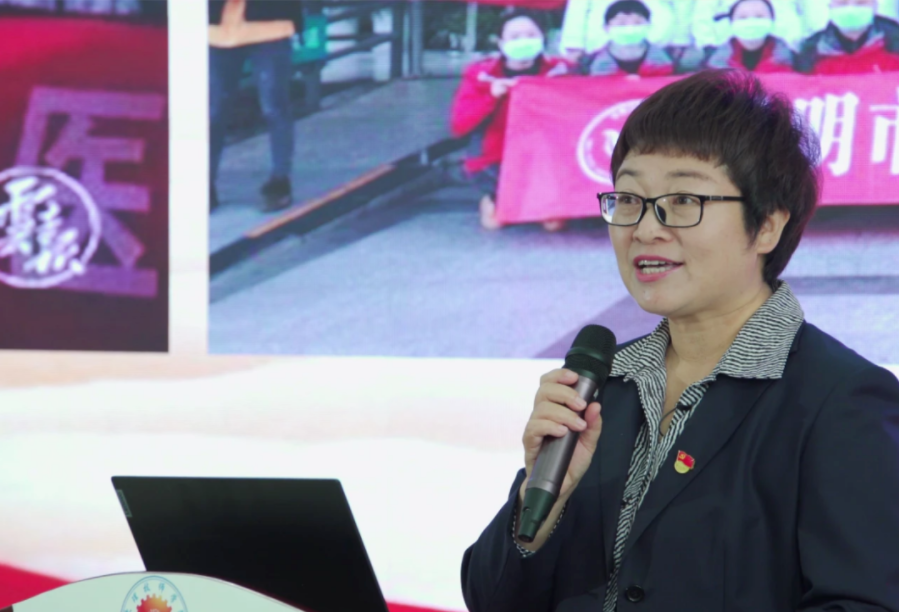 春风十里不如“她”