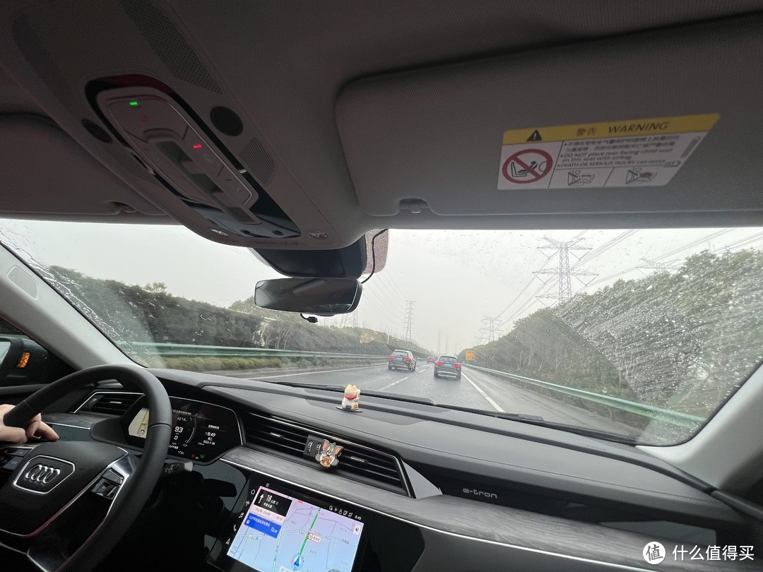 不期而遇的好车—2021款etron sportback提车