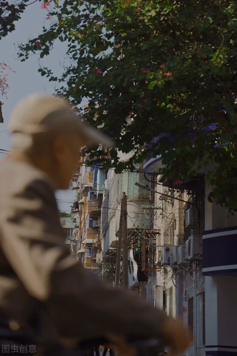 这座粤里粤气的广西小城，说粤语、吃粤菜、听粤剧，一身广东味道