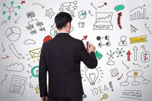 开服装店店需要考虑哪些因素？历峰奥特莱斯来支招