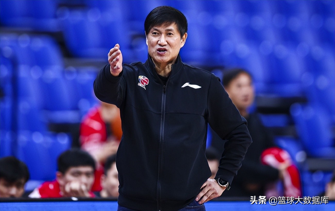 官宣！辽宁名帅正式离队，接受姚明邀请，成为中国男篮教练