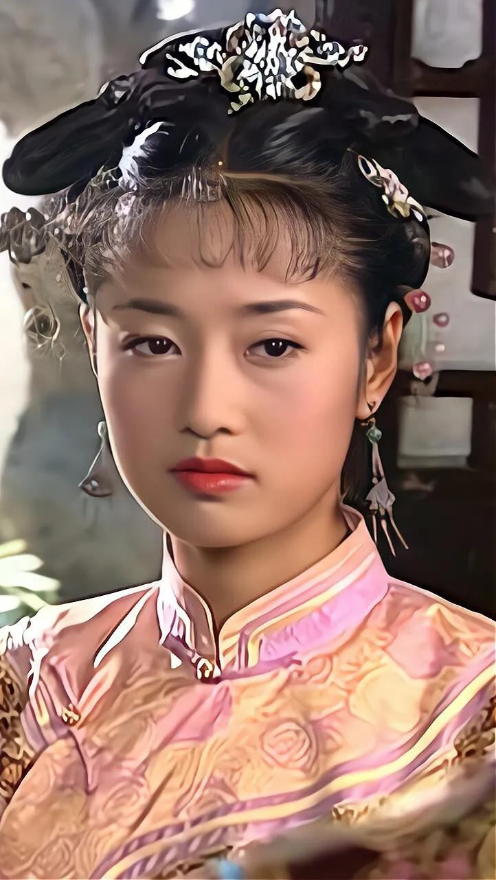 马伊琍版的紫薇也很漂亮，就是为什么最后和知画成为了闺蜜？