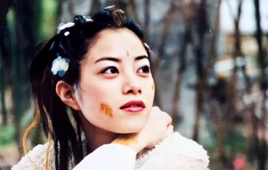 同样是演美人鱼，钟丽缇董璇惊艳，杨幂辣眼，甘婷婷像“水鬼”