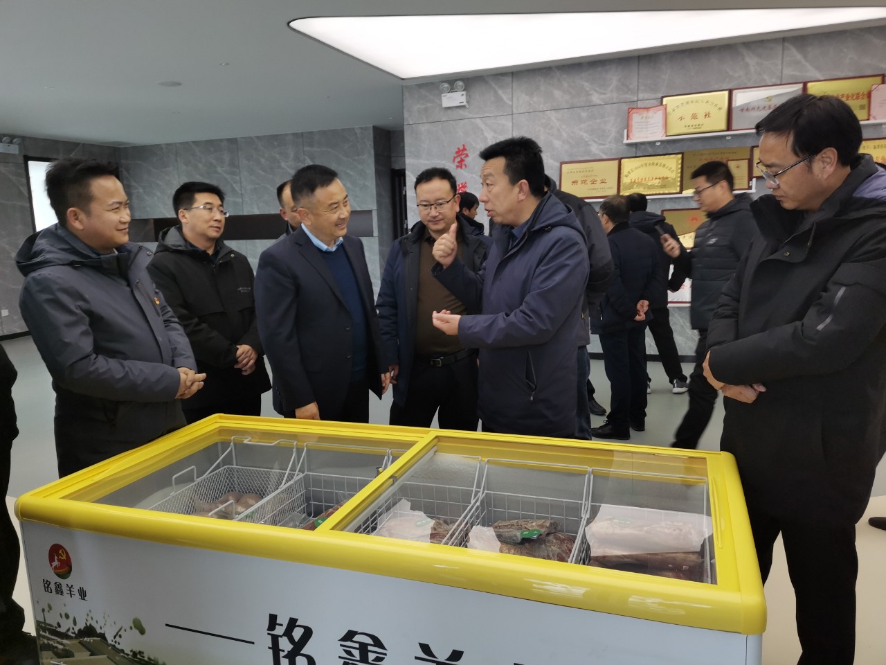 卓尼县来临潭观摩农牧业产业发展情况