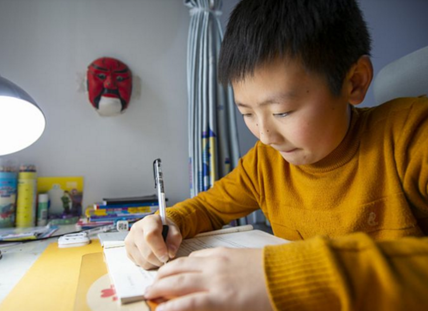 “双减后再无中等生！”12年老教师期末感慨，让家长感同身受