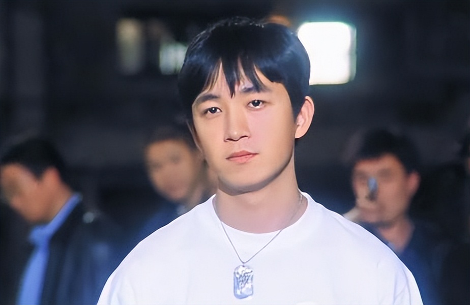 车祸、坠楼、遇海啸，10位死里逃生的明星，个个凤凰涅槃辉煌腾达