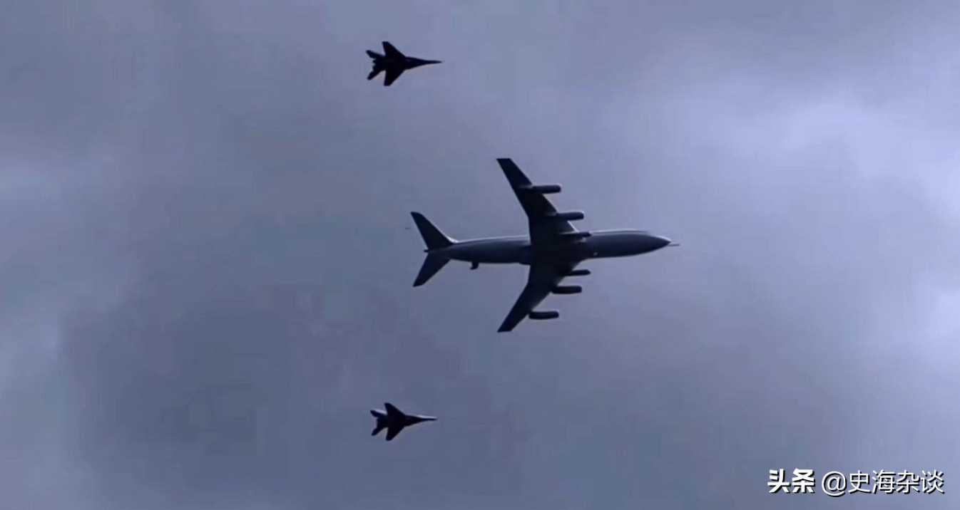 ������80ĩ�շɻ�����עĿ��רΪ��ս�����й�Ҳ��Ҫ�������ֻ�