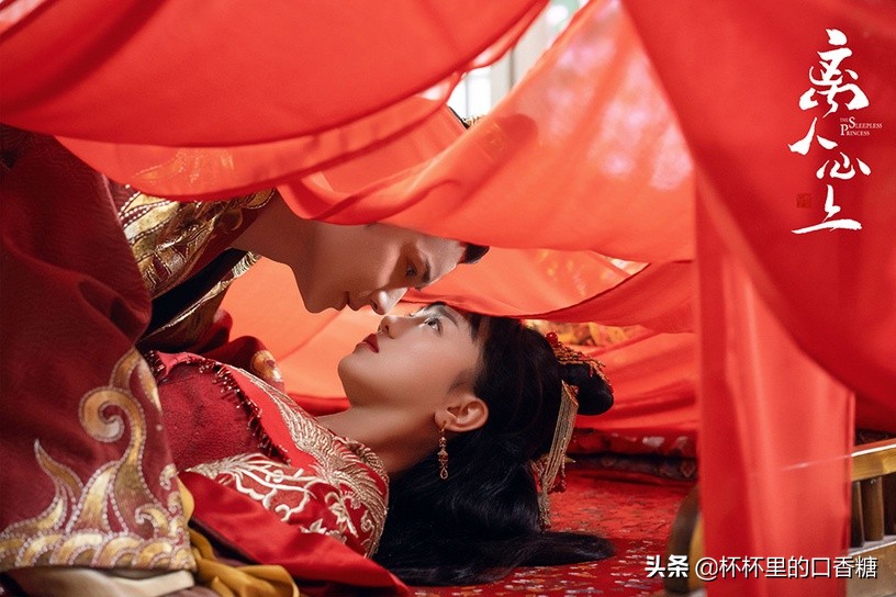 网推一集上瘾甜宠剧！《韫色过浓》首集就亲，《小确幸》23场吻戏