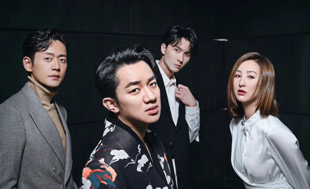 王祖蓝乘飞机变新冠密接者，集中隔离丢了工作，工作室发文报平安