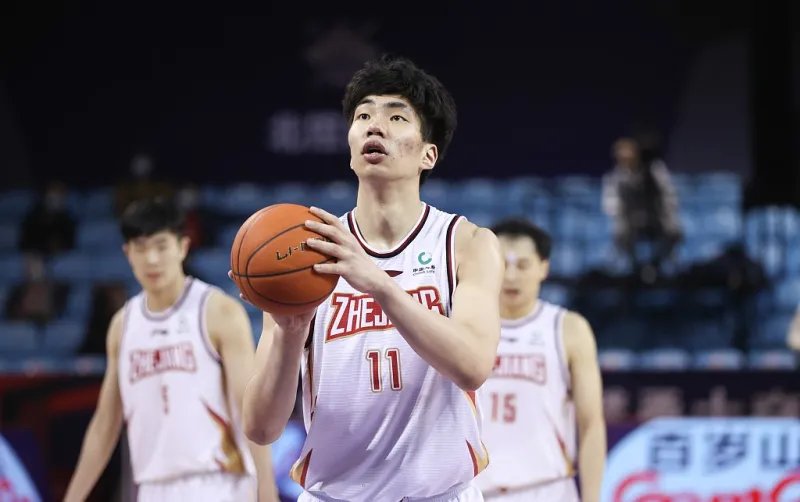 有哪些办法能进入nba(选秀只是走形式！多条大路通往NBA，是金子在哪都发光)