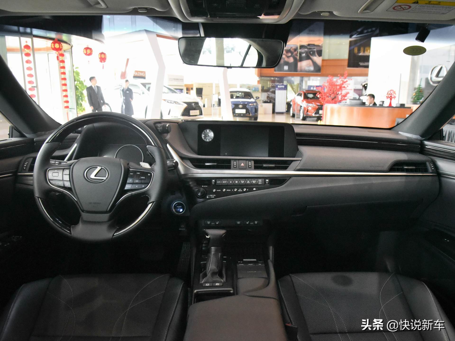 中大型车，豪华品牌，一车难求，实拍雷克萨斯ES