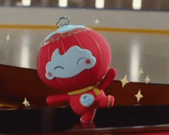 日本记者是他最大粉丝？冬奥吉祥物冰墩墩成功出圈，实在太可爱了