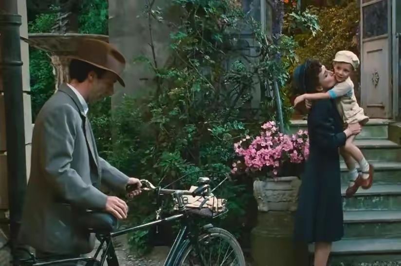 电影《美丽人生》：纳粹屠刀下救子！父爱如山的最好诠释