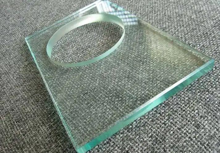 AI可预测玻璃何时开裂