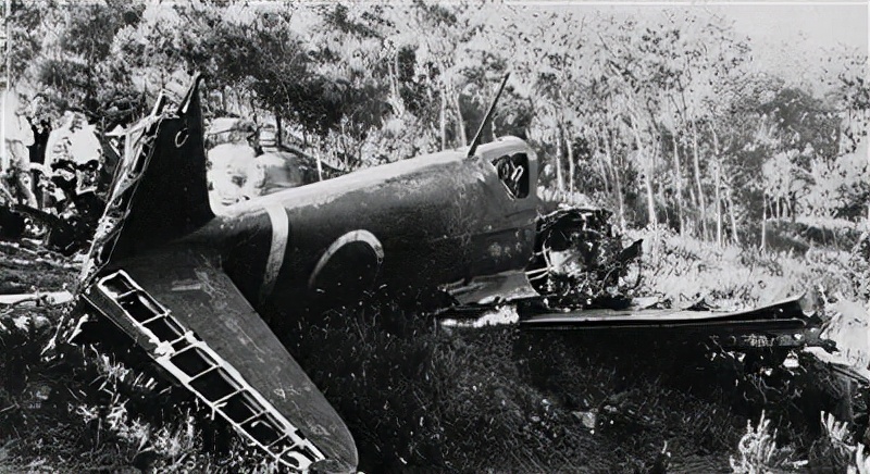 �̵㿹��ս���У����й����ӻ��еİ�λ�ձ��߼����٣���λΪ��