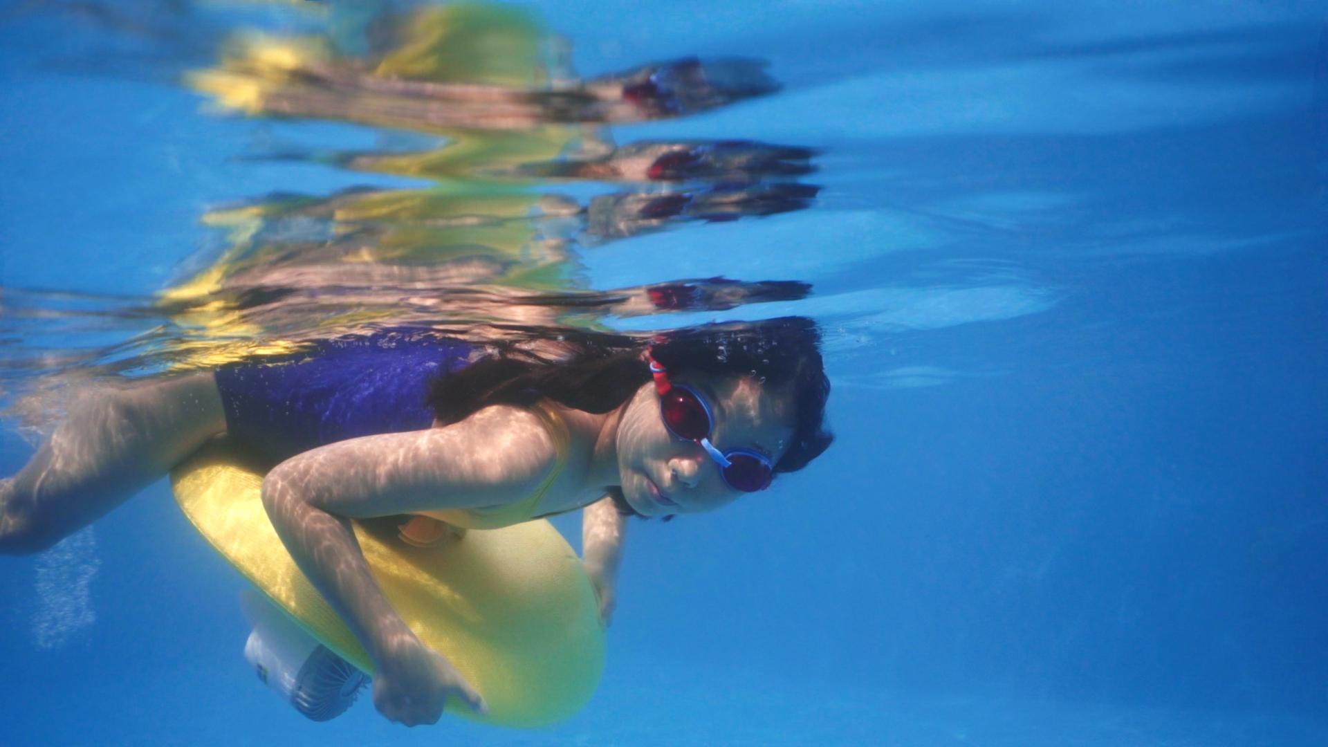 小米有品又上一大杀器，200斤胖子可浮于水面，游泳者有福了