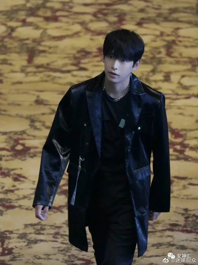 大S具俊晔婚礼现场照意外流出，沙雕网友评论笑不活了