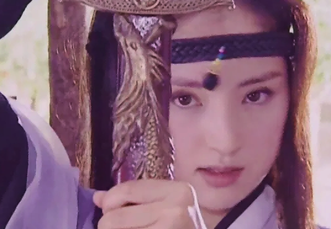 颜值不够别带“额饰”！13位女星造型PK，谁才撑得起倾国倾城