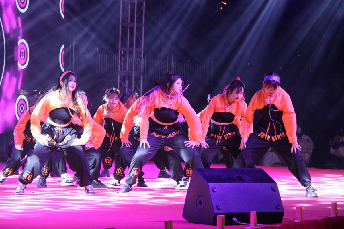 青春飞扬，舞动华章，安陆中职教育未来可期