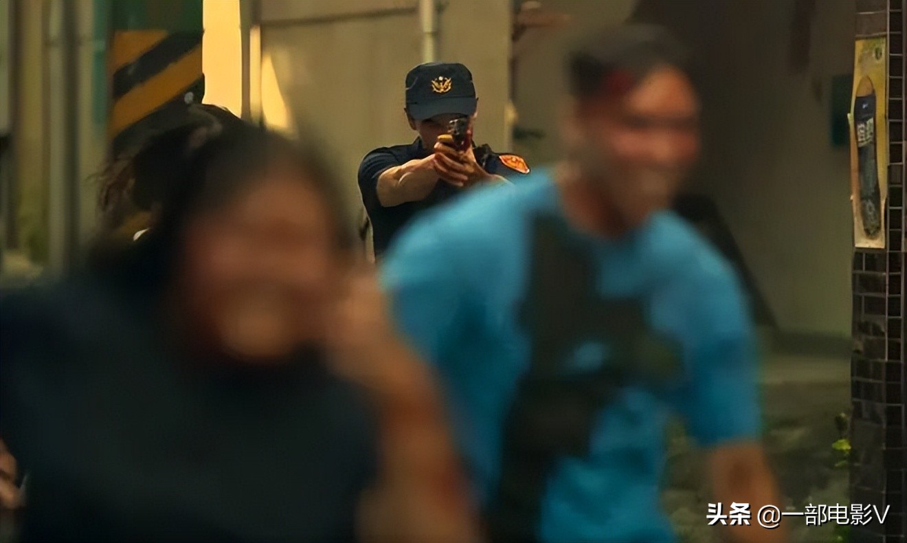 《哭悲》能看了，重口加湿咸，就是有点烂
