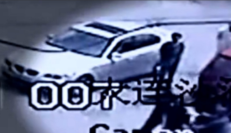 “我爸是大官”韩方奕：当街打死警察，被判死缓不到7年成功减刑