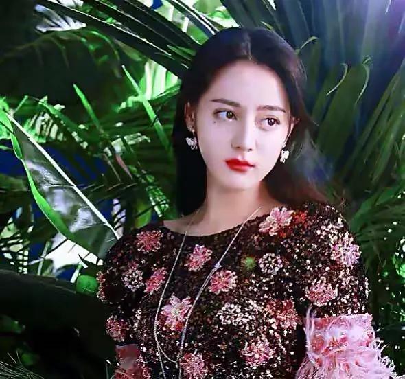 可甜可盐的异域女神—迪丽热巴