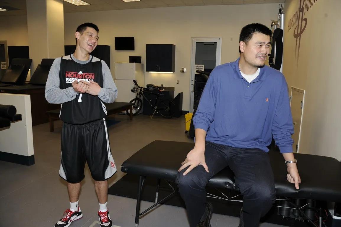 nba为什么有些球员不上场(林书豪道出NBA真相，直言CBA球员缺乏三大特质，导致无法征战NBA)