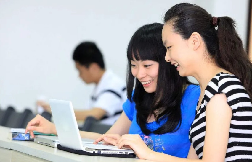 河南实力强悍的专科院校，适合中等生备选，不读本科也有好出路